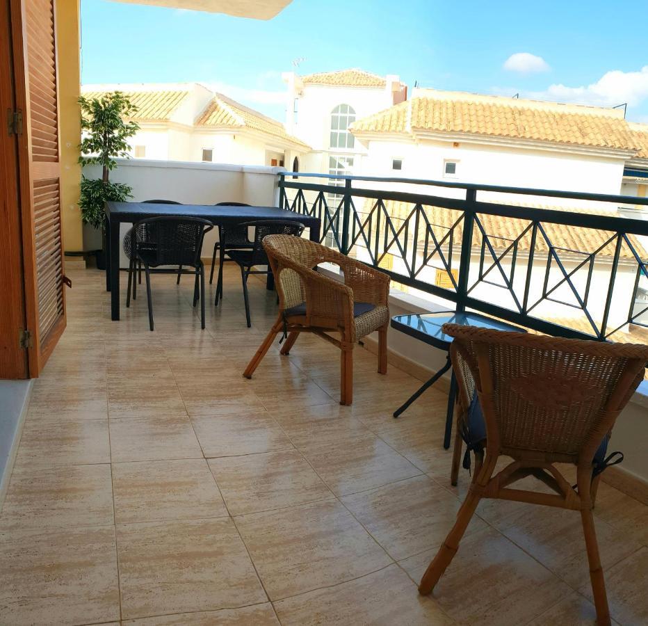 Avenu Belgica Apartment La Mata  Kültér fotó